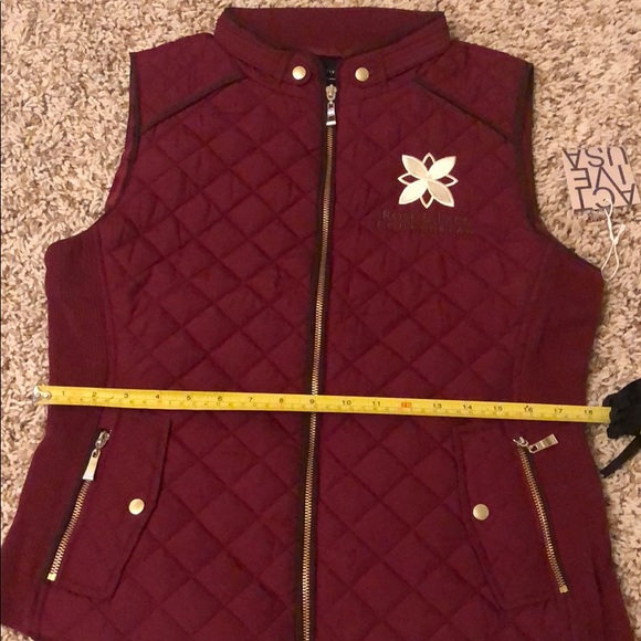 *SOLD* NWT Equestrian Riding Vest-Maroon - Picture 5 of 7